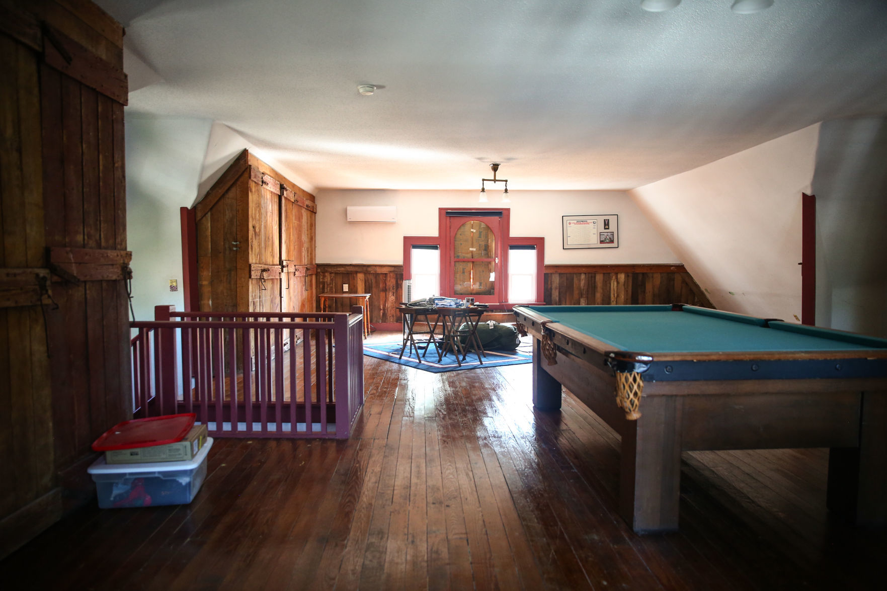 204 Seventh St. NW - Mason City (18).jpg